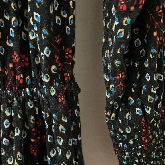 LOFT Diamond Floral Smocked Dress Size S - Picture 6 of 9